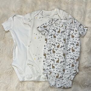 Carter’s 3-Piece Onesies | Size 9 Months